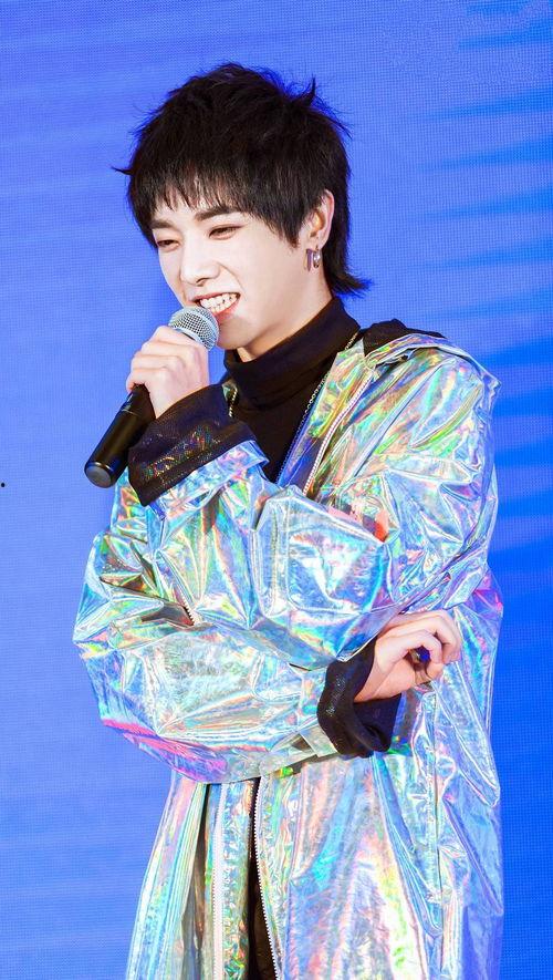 华晨宇微信爆料视频,独家幕后花絮大公开 第3张 华晨宇微信爆料视频,独家幕后花絮大公开 第3张